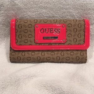 NWT GUESS wallet.